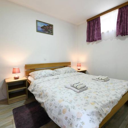 Apartman Jakov Rakovica Esterno foto