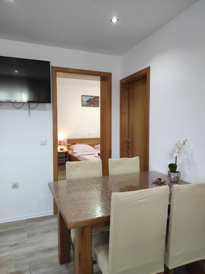 Apartman Jakov Rakovica Esterno foto