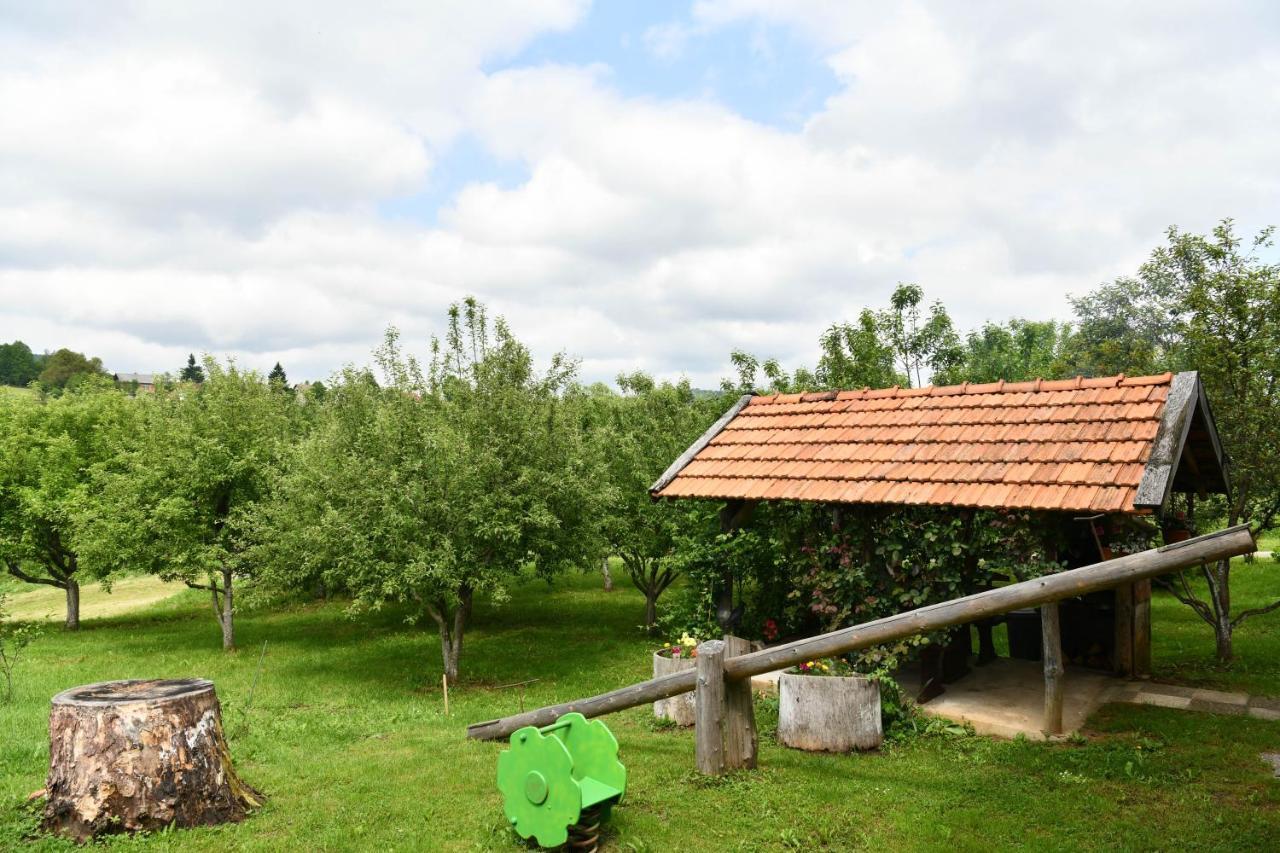 Apartman Jakov Rakovica Esterno foto
