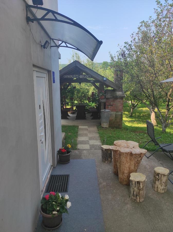 Apartman Jakov Rakovica Esterno foto